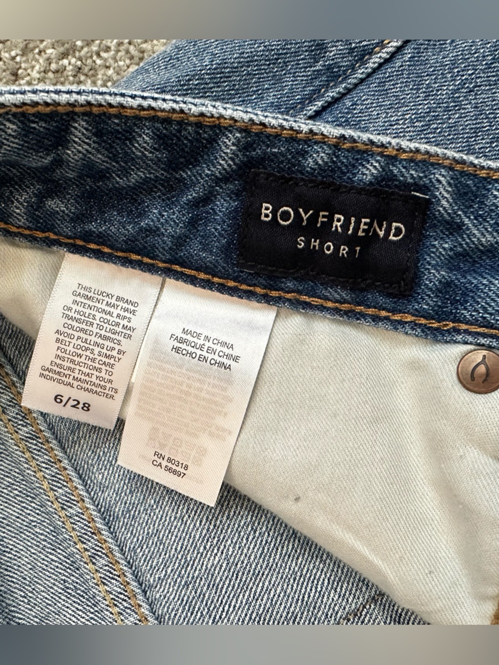Lucky Brand Denim Boyfriend Shorts | Distressed Raw Hem | Size 6/28 | Mid Rise - Picture 3 of 6